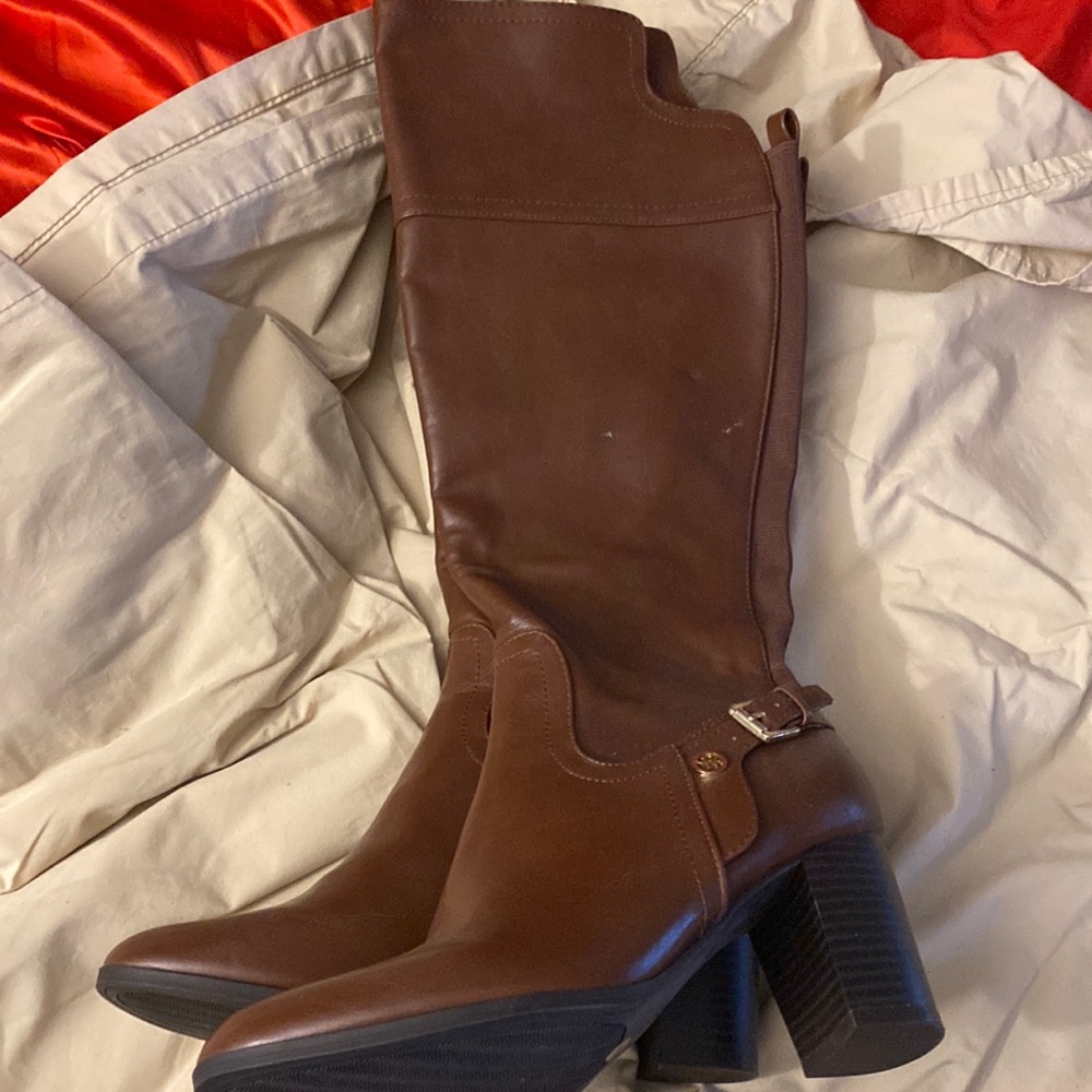 Leather heel boots